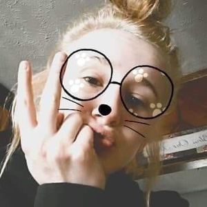 Meet your Posher, Richelle